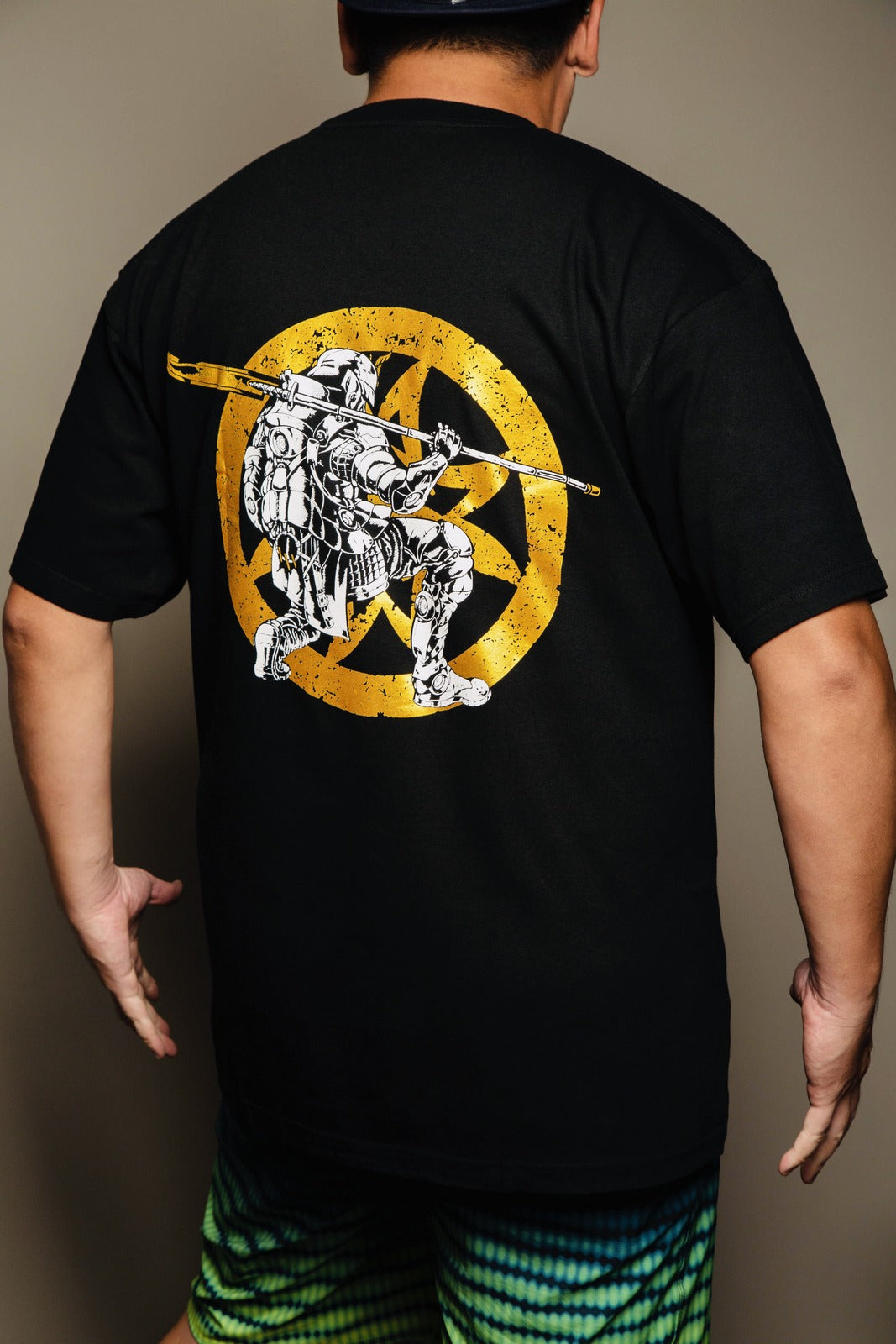 MADWORKS T-SHIRT (GOLD)