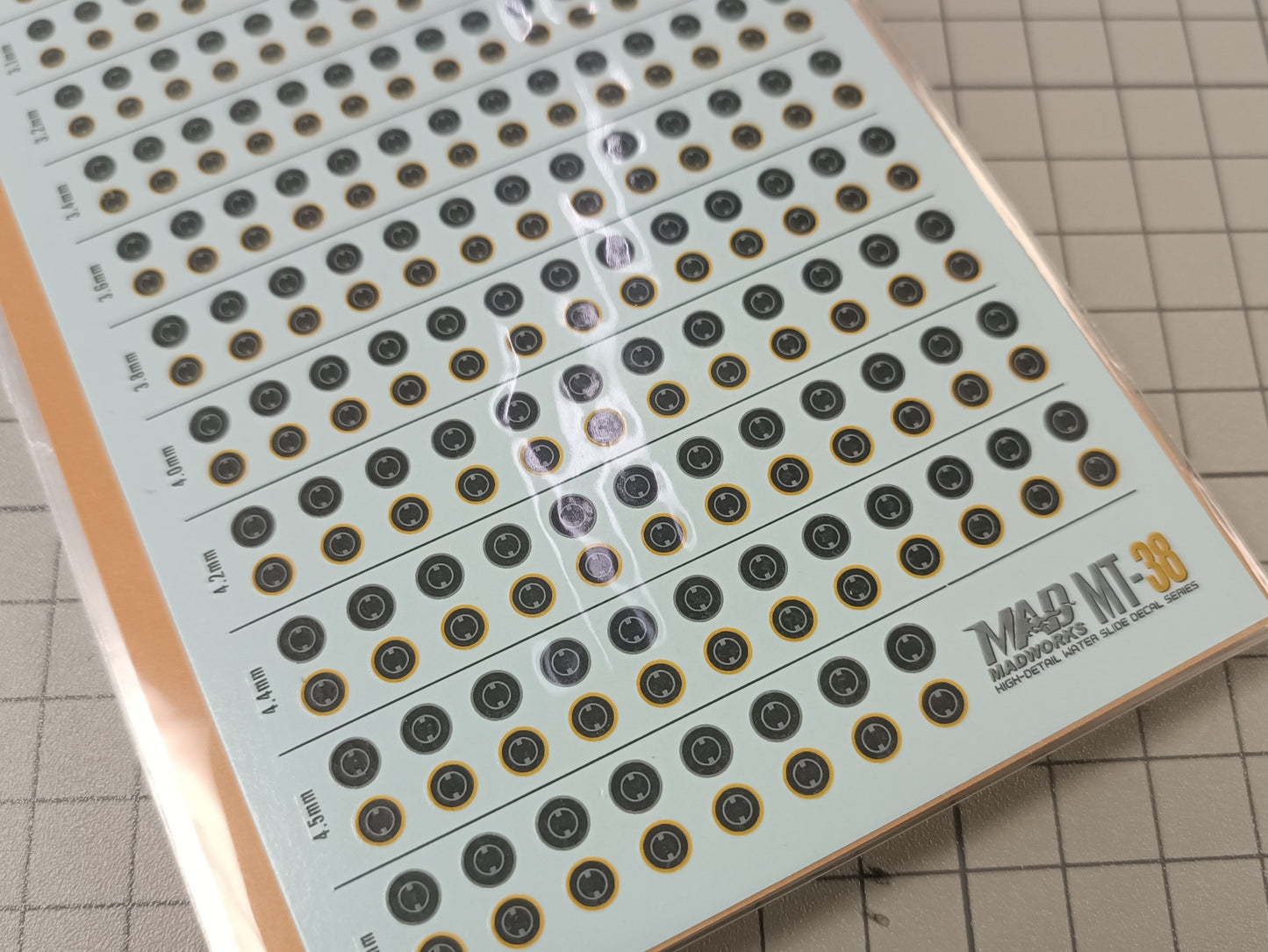 MT-38 WATERSLIDE DECAL - CIRCLE 02 (L)