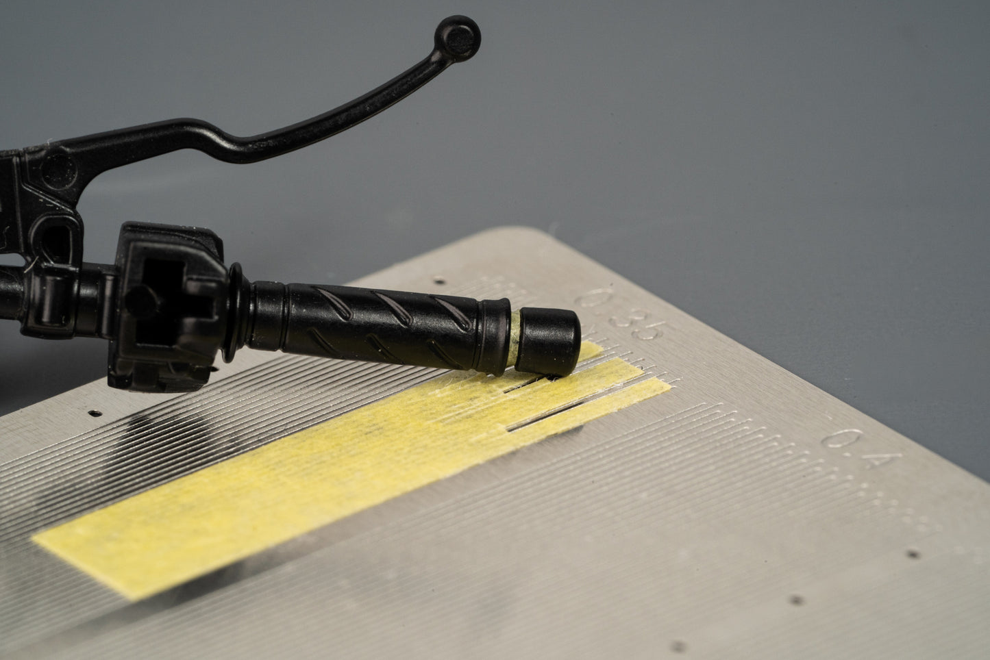 MT-25 MASKING TAPE GUIDE (S)