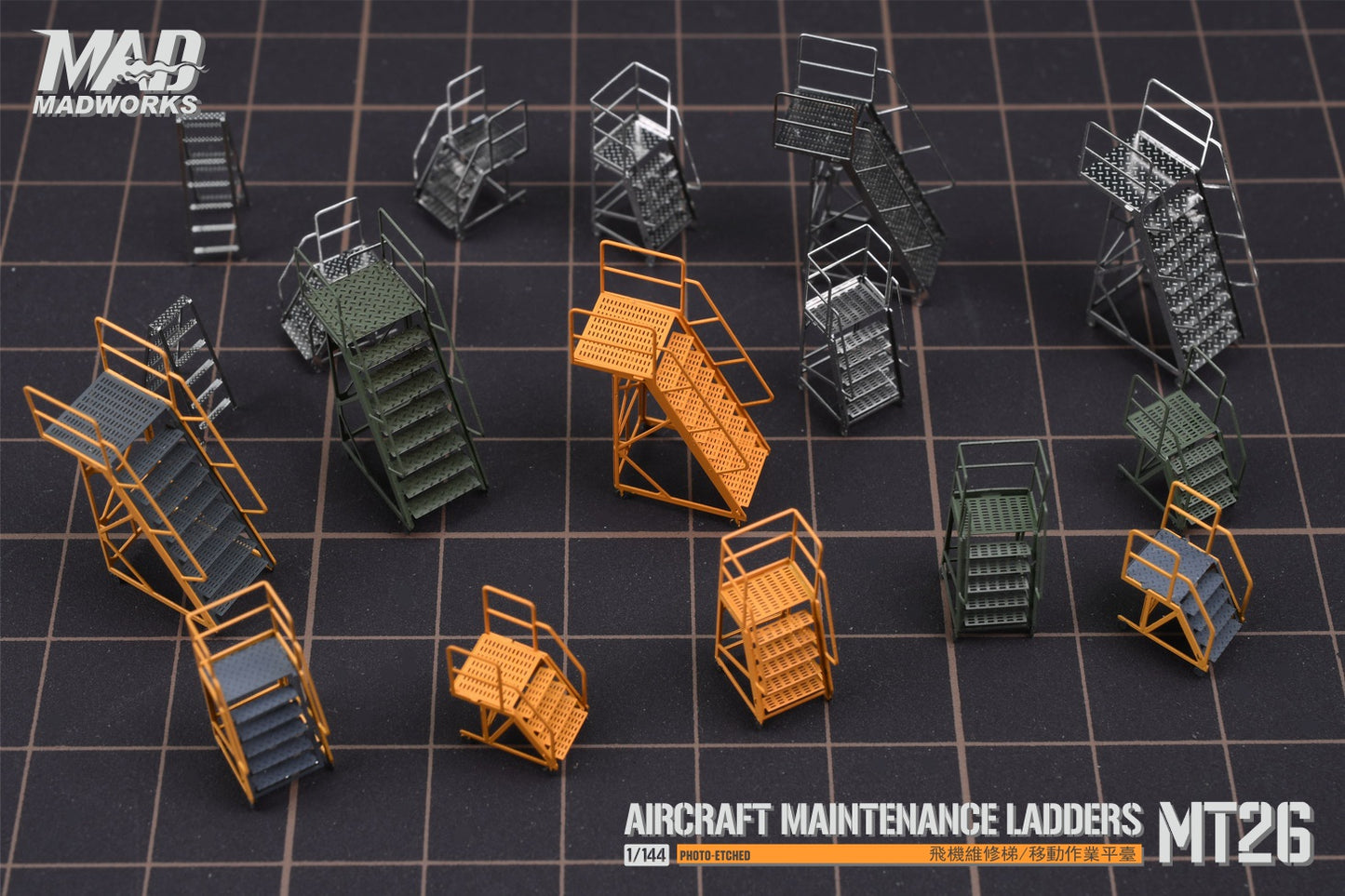 MADWORKS MT26 1/144 MAINTENANCE LADDERS 1