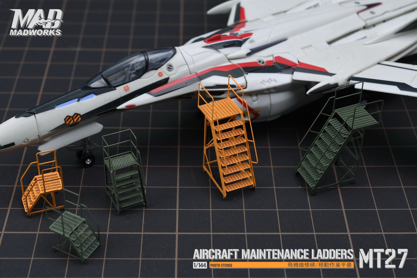 MADWORKS MT27 1/100 MAINTENANCE LADDERS 1