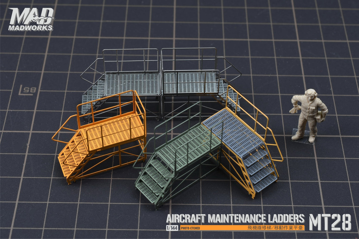 MT-28 1/72 MAINTENANCE LADDERS 3