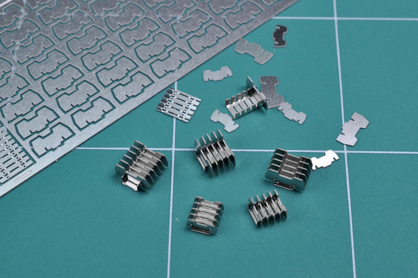 MADWORKS N-017 NERON DETAIL-UP PARTS: HEAT SINKS