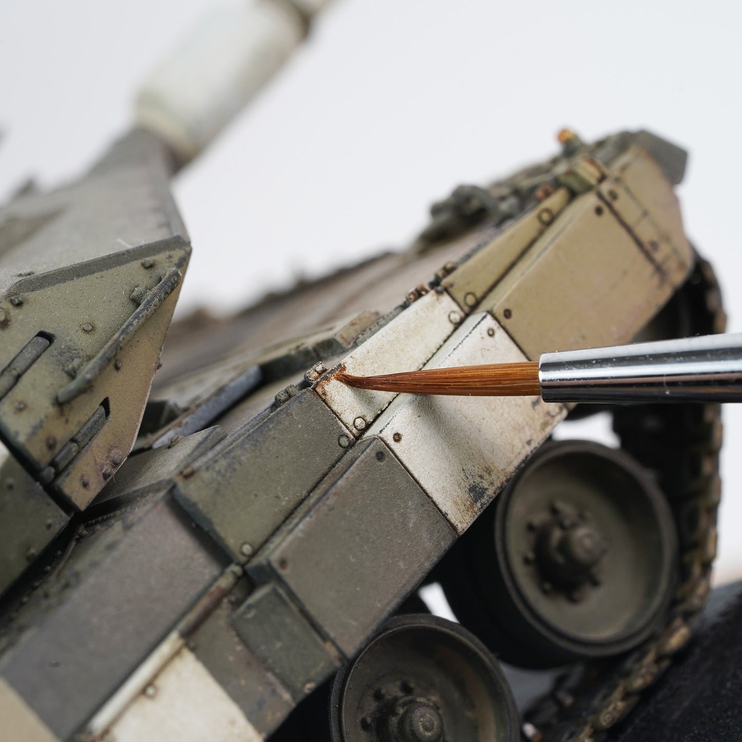 GM-02 GRANDARTSxMADWORKS HYBRID KOLINSKY PAINT BRUSHES (5PC SET)