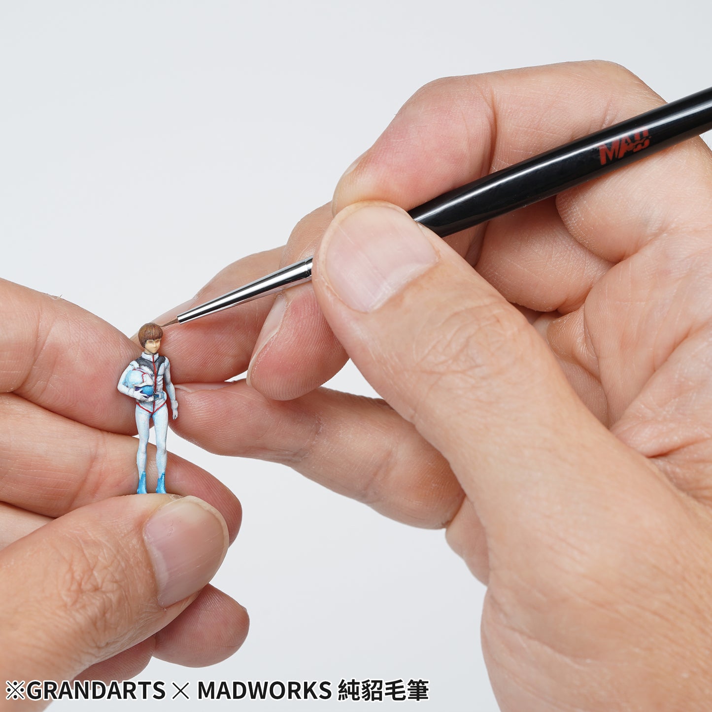 GM-01 GRANDARTSxMADWORKS PURE KOLINSKY PAINT BRUSHES (5PC SET)